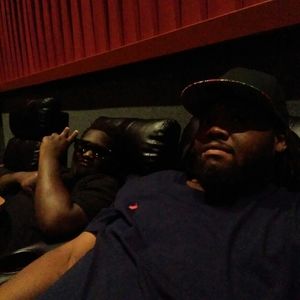 Meet your Posher, Troy